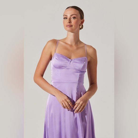 ASTR The Label Bustier Satin Midi Dress in Lavender Size Large NWOT! - Picture 2 of 13